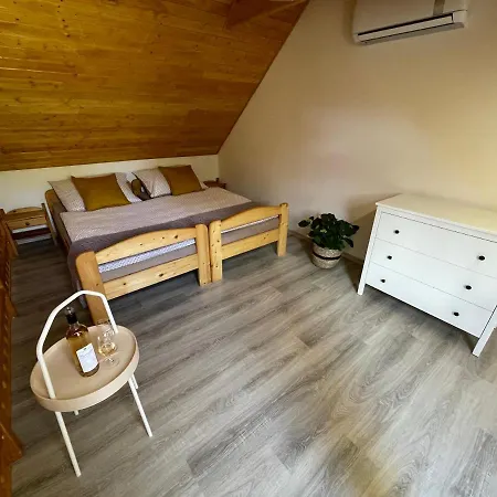 Vinný sklep u Mňa Mutěnice Exteriér fotografie